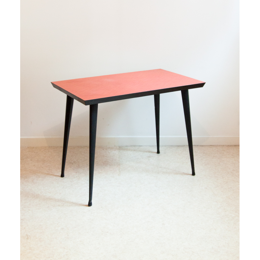 Table Formica vintage et rouge - pieds compas