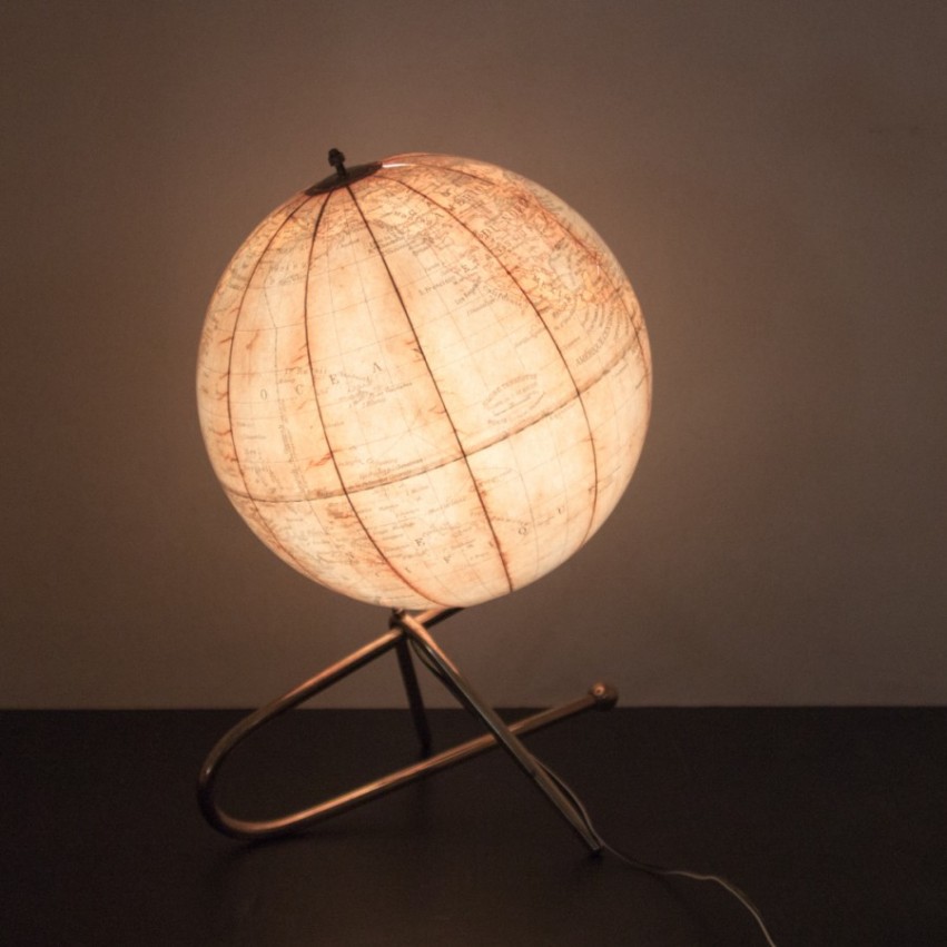 Globe terrestre lumineux - 1948