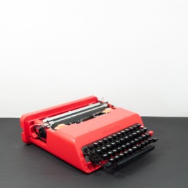 Machine à écrire Valentine - Ettore Sottsass pour Olivetti