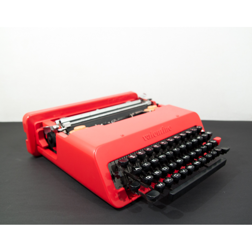 Machine à écrire Valentine - Ettore Sottsass pour Olivetti