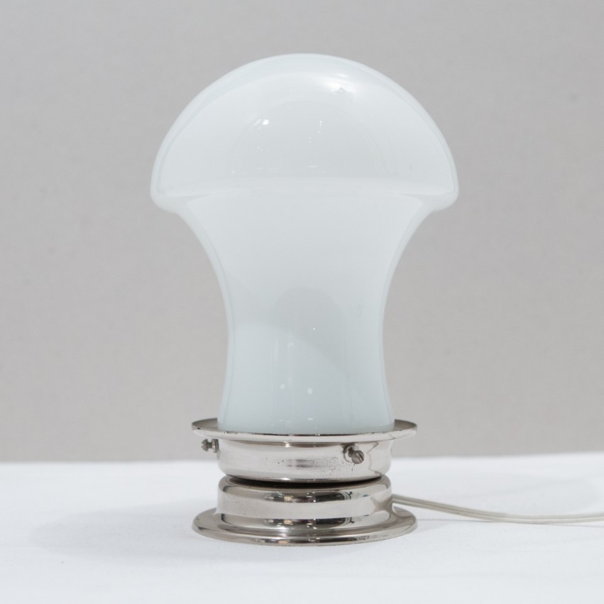 Lampe d'appoint ampoulée