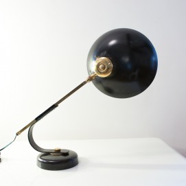 Lampe de bureau Solr, détail