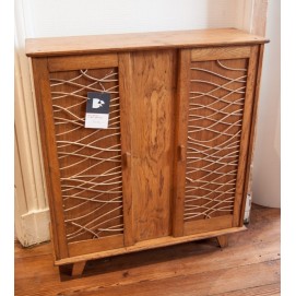 Armoire poupée 