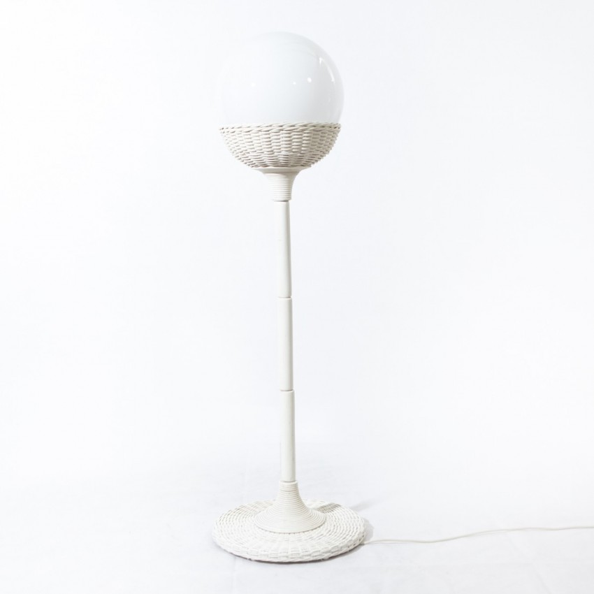 Lampadaire en rotin Lampadaire en rotin