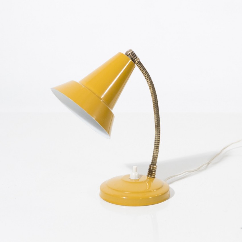 Lampe de chevet jaune