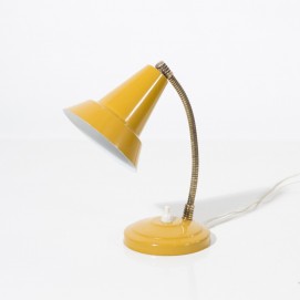 Lampe de chevet jaune