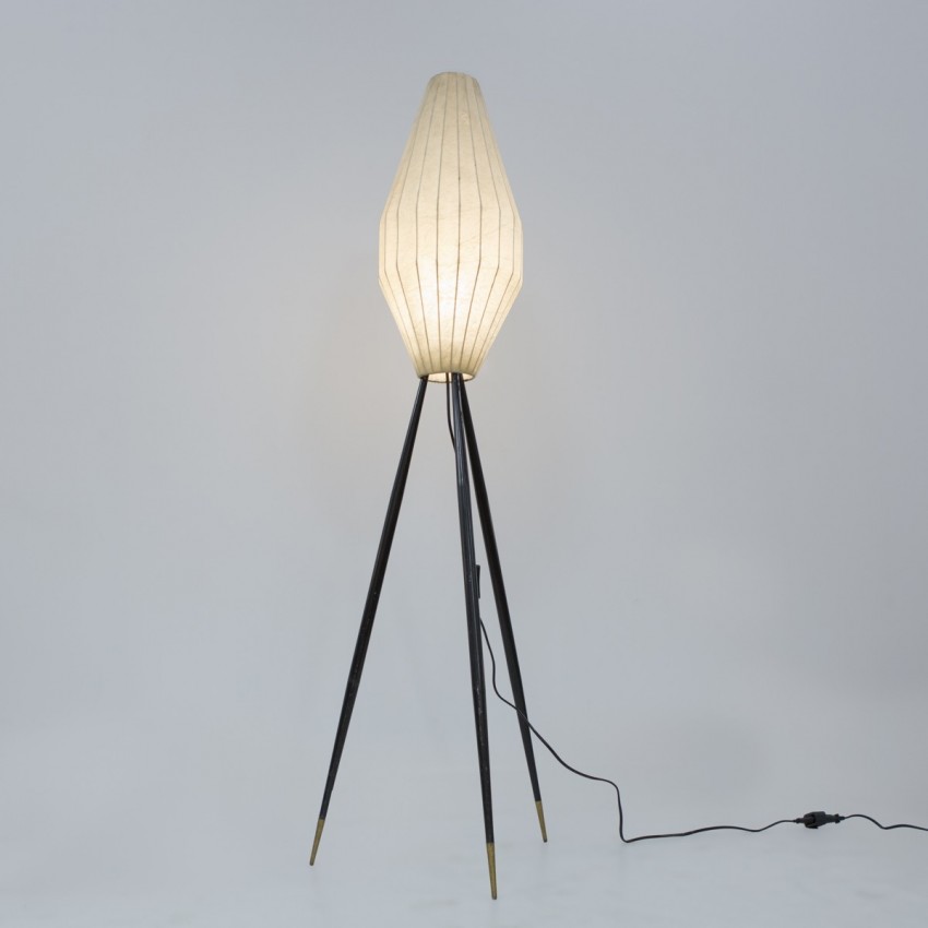 Lampadaire tripode Cocoon