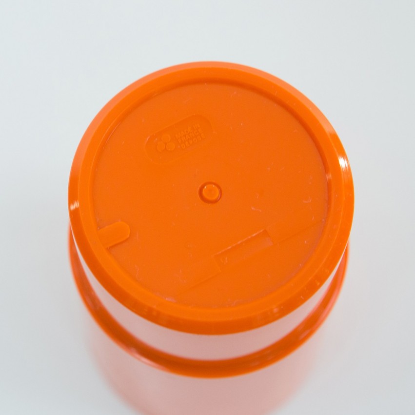 Service à orangeade en plastique orange