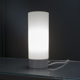 Lampe d'appoint cylindrique Erco