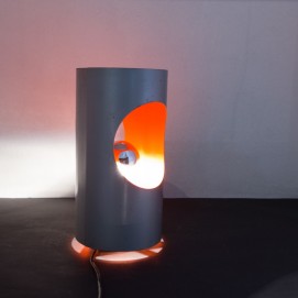 Lampe cylindrique inox et orange - Années 1970