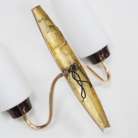 Applique double en laiton et verre opale des années 1950