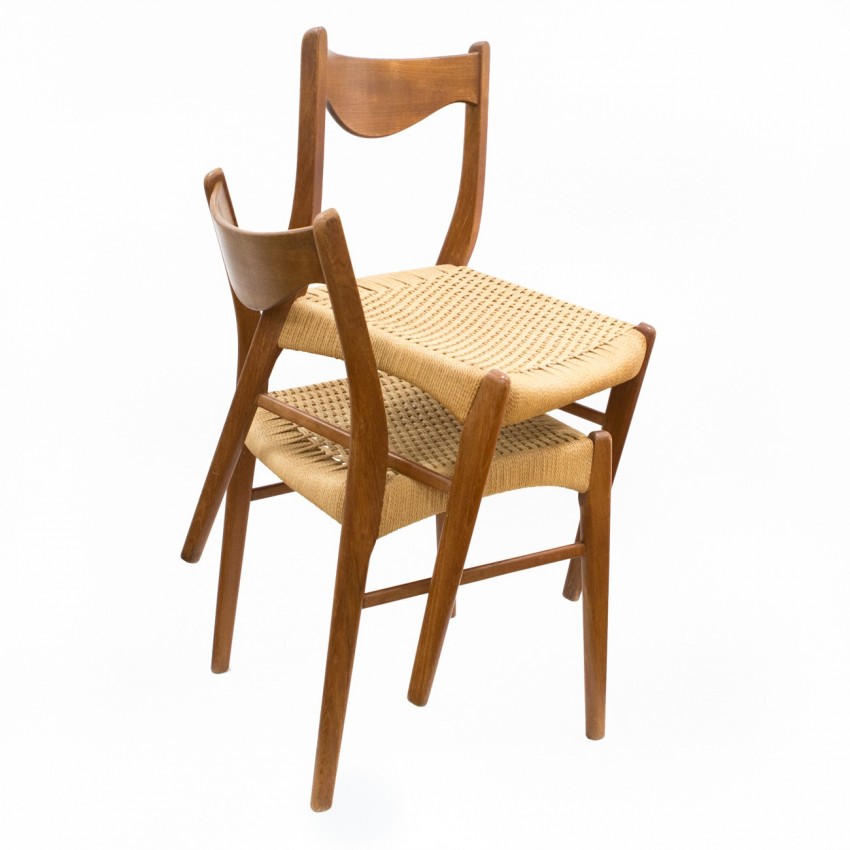 Paire de chaises en bois et vannerie Glyngøre