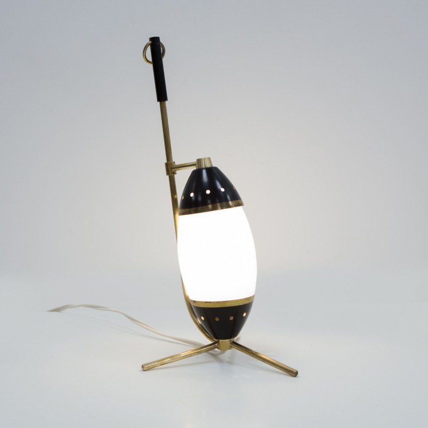 Lampe close italienne tripode en laiton et verre des années 1950