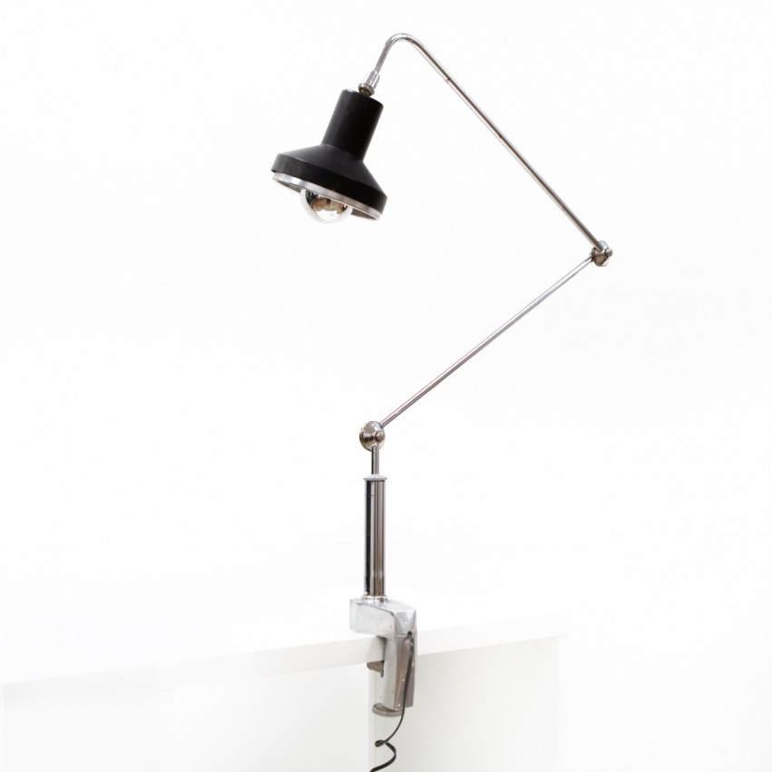 Lampe de bureau articulée à étau - Chrome et noir