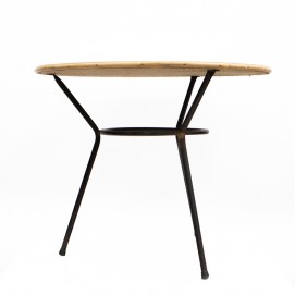 Table basse tripode au plateau rond