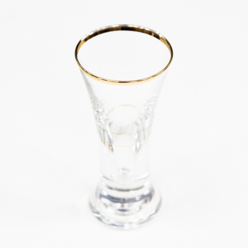 Anciens verres à liqueur au liseré doré