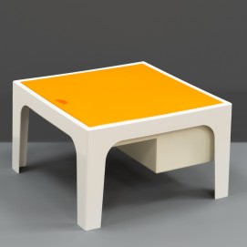 Table basse et travailleuse en plastique - Flair