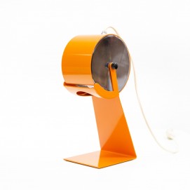 Lampe de chevet ou de bureau italienne, des années 1960, en métal orange et chromé.