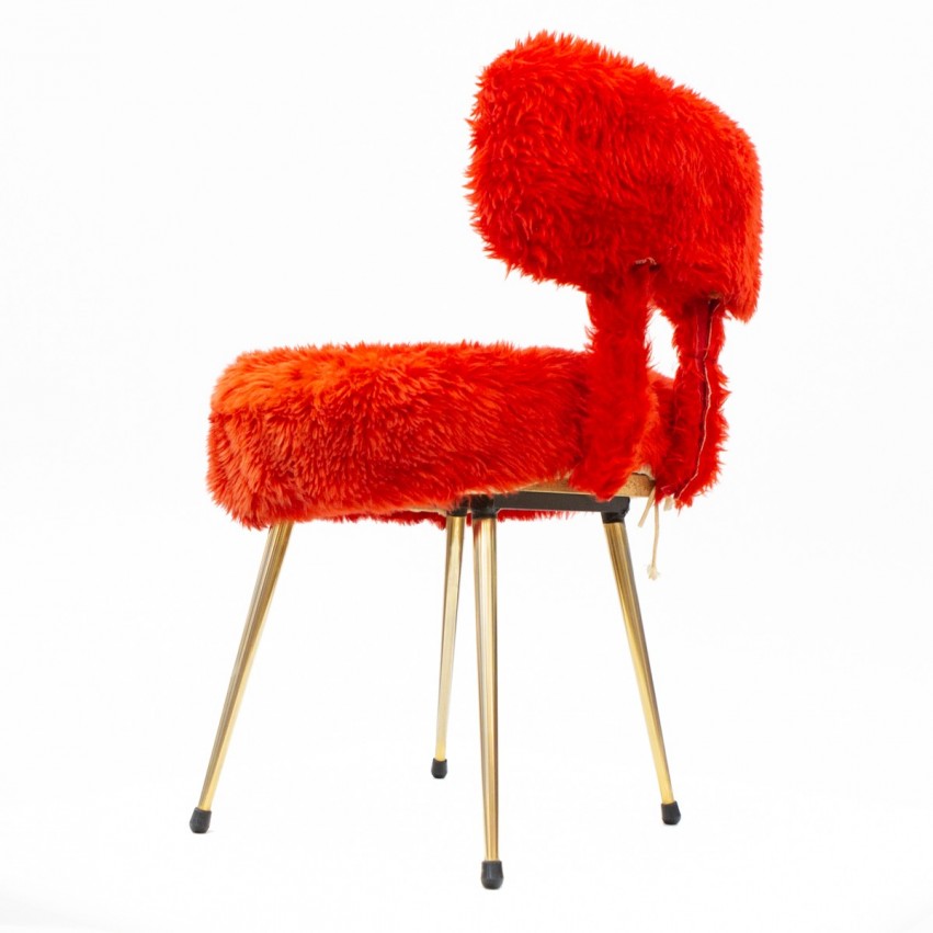 Chaise moumoute rouge - Pelfran