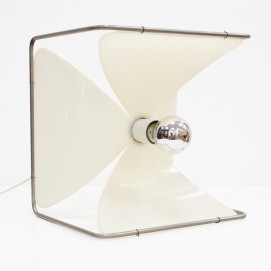Lampe fleur en Plexiglas de Gérard Rignault - LLL Group