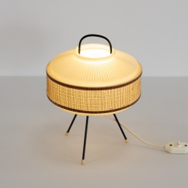 Lampe mobile tripode en résine