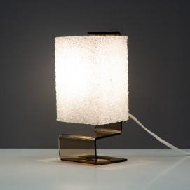 Lampe d'appoint en plexiglas des années 1970