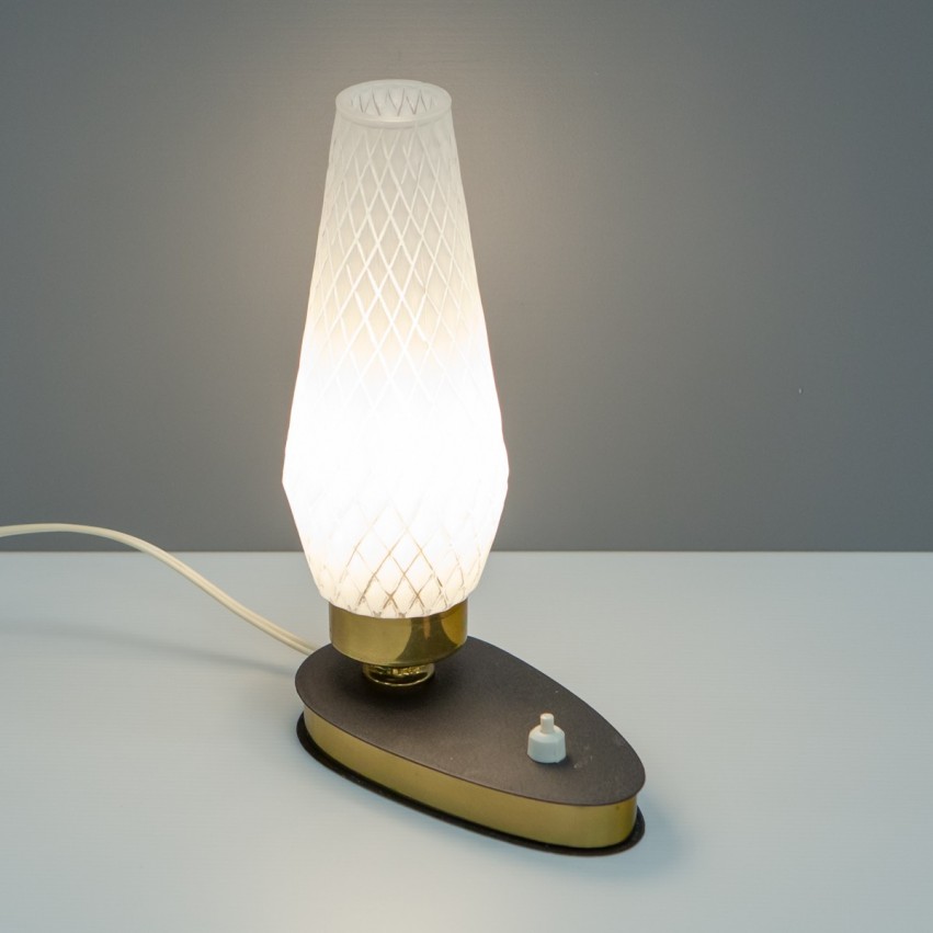 Lampe d'appoint noire et dorée des années 1950