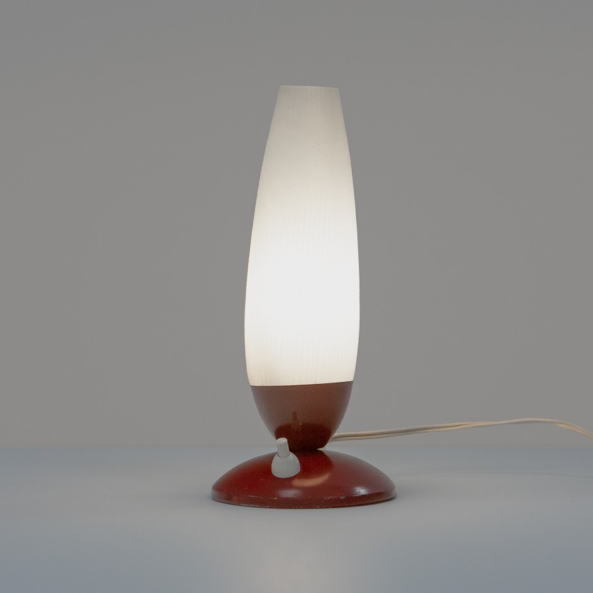 Lampe d'appoint des années 1950 à verrerie opale