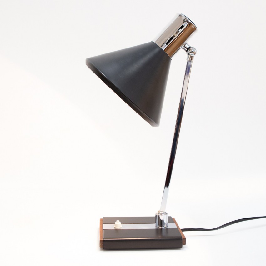 Lampe de bureau noire et chromée