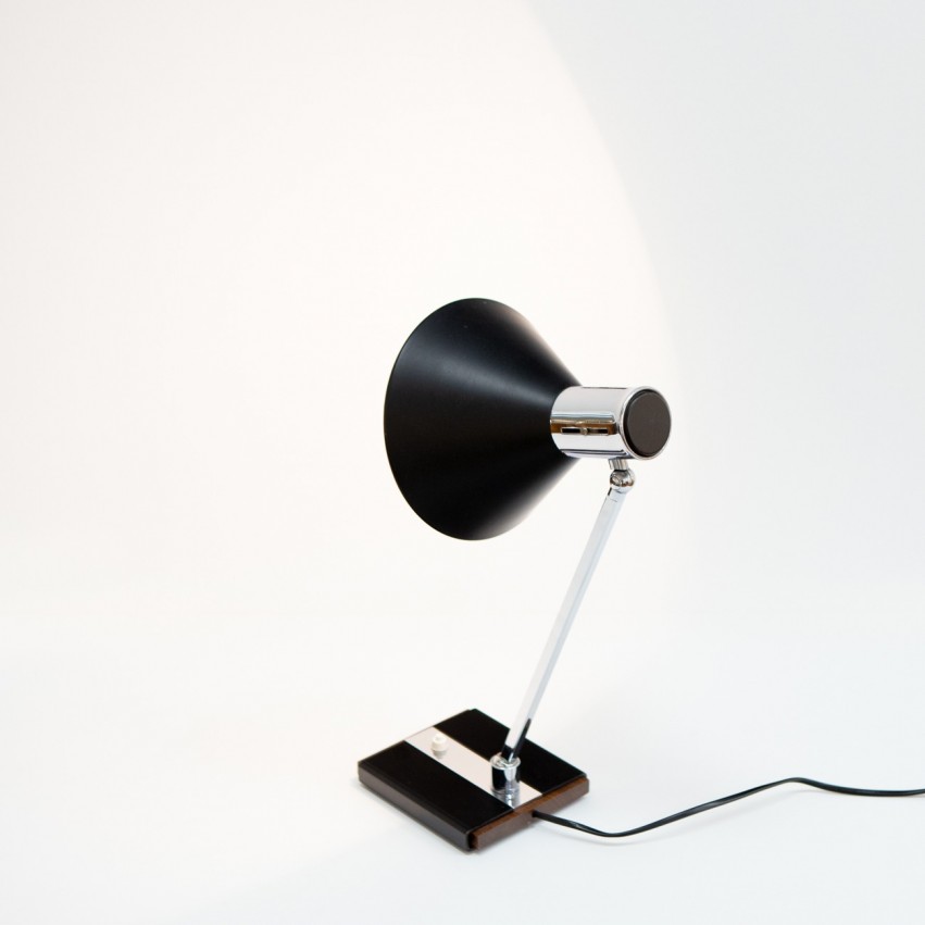 Lampe de bureau noire et chromée