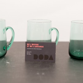 Mugs ou chopes en verre vert translucide et vintage !