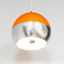 Suspension ronde orange et chromée des années 1970