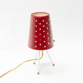 Lampe tripode des années 1950 en tôle perforée rouge