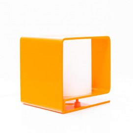 Cube lumineux en Plexiglas orange et blanc des années 1960