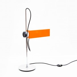 Lampe Monix orange en porte-à-faux d'Étienne Fermiger