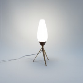 Lampe tripode en verre et laiton des années 1950