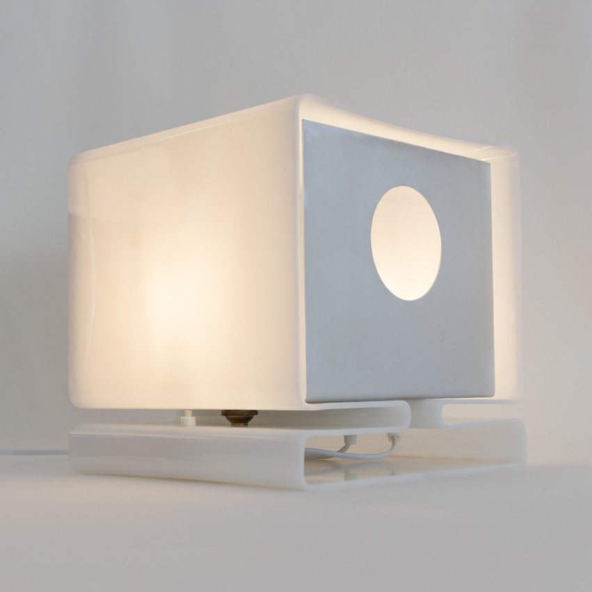 Lampe cubique en Plexiglas - Moinier