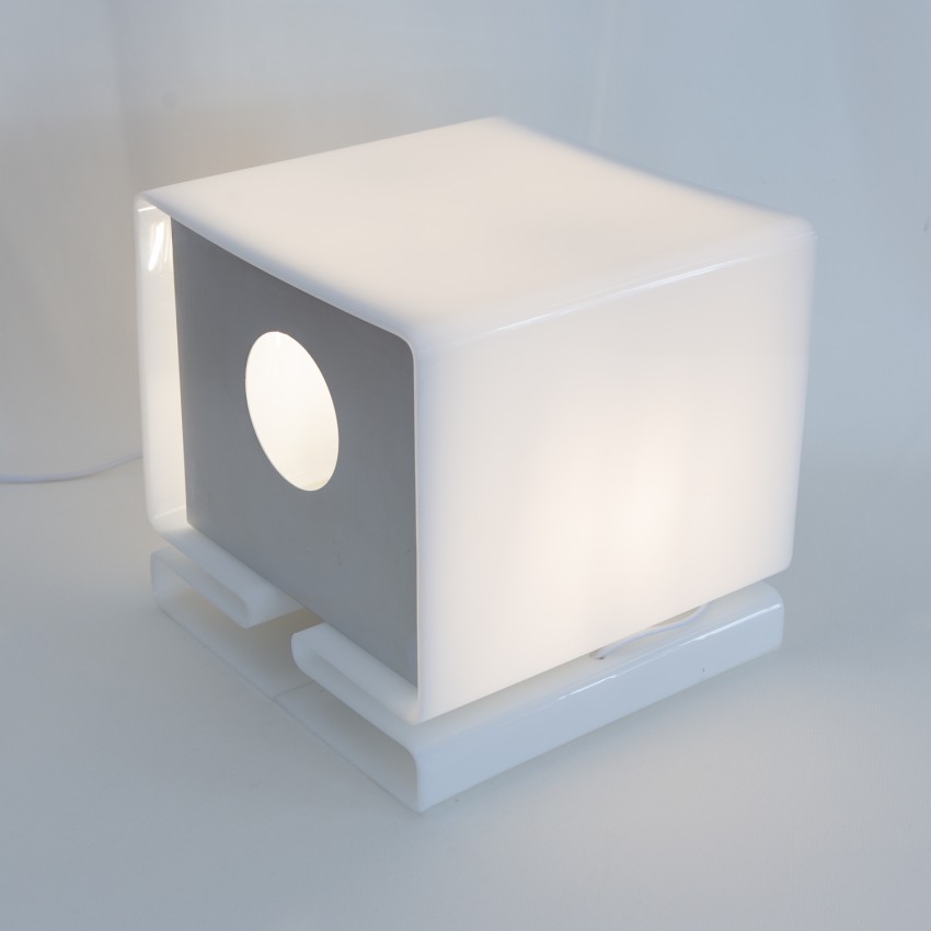 Lampe cubique en Plexiglas - Moinier