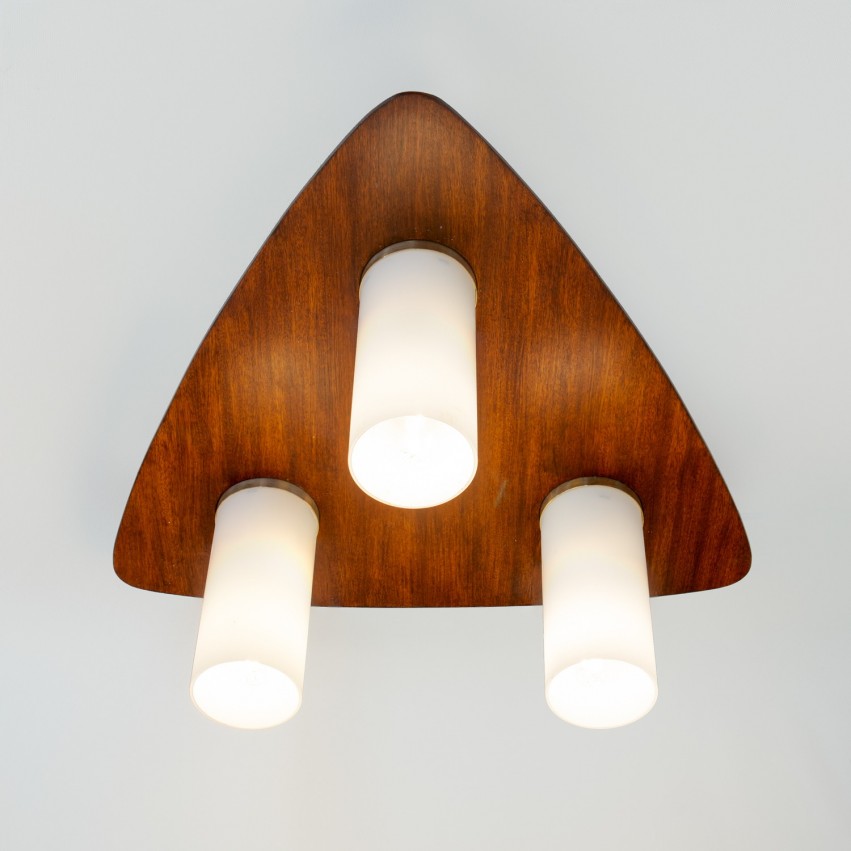Plafonnier triangulaire en bois et cylindres en verre des années 1960