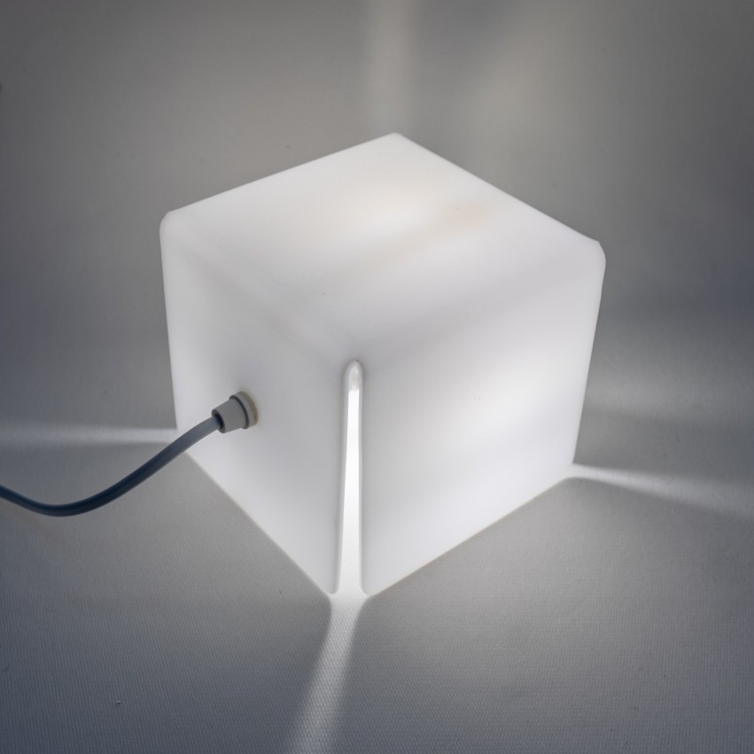 Lampe cubique en Plexiglas des années 1960