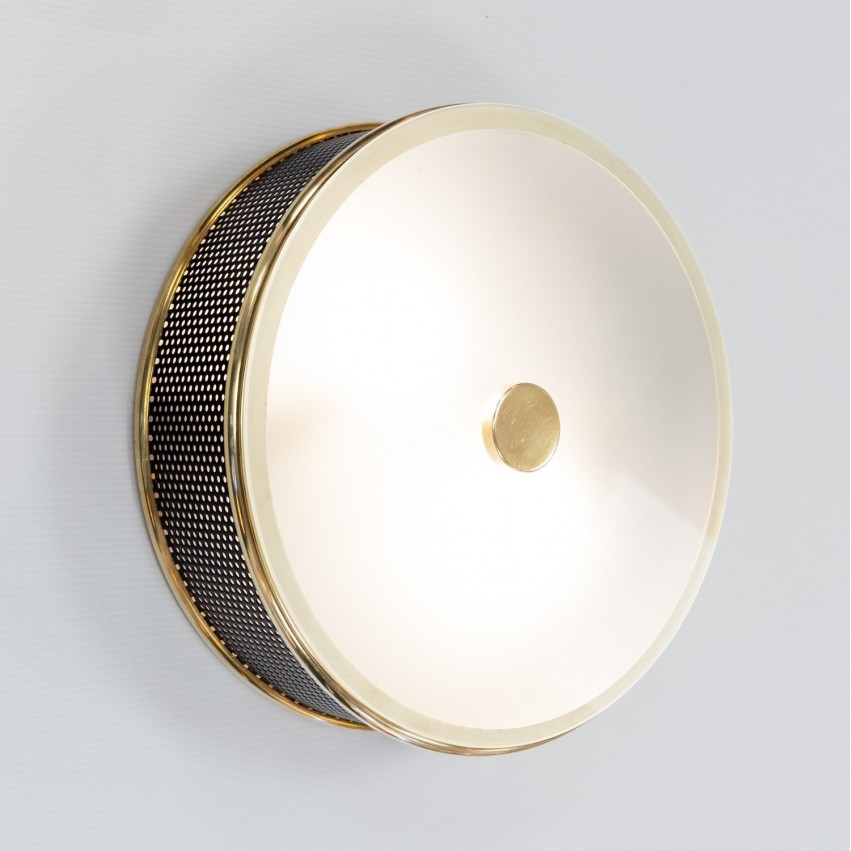 Plafonnier rond en tôle perforée et verre de Lunel