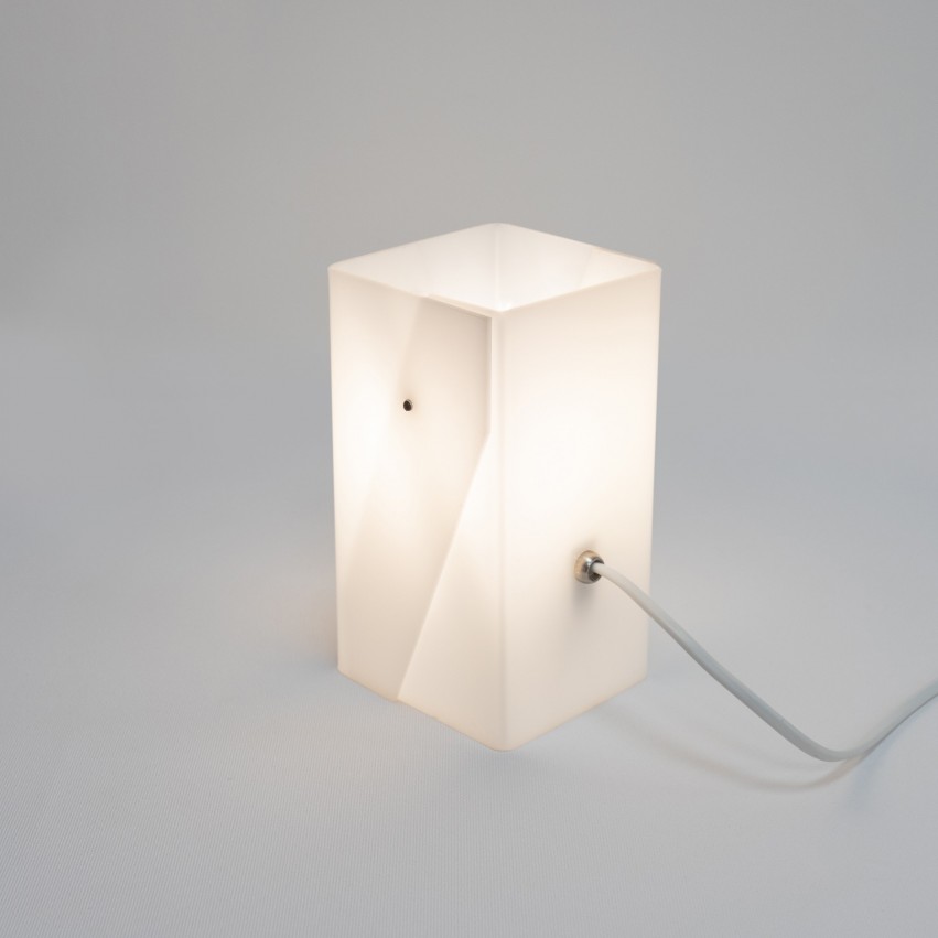 Lampe articulée en Plexiglas