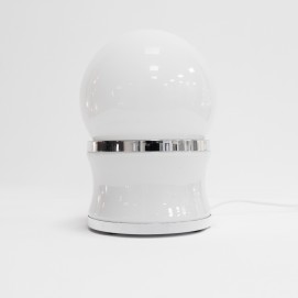 Lampe globe en verre opale