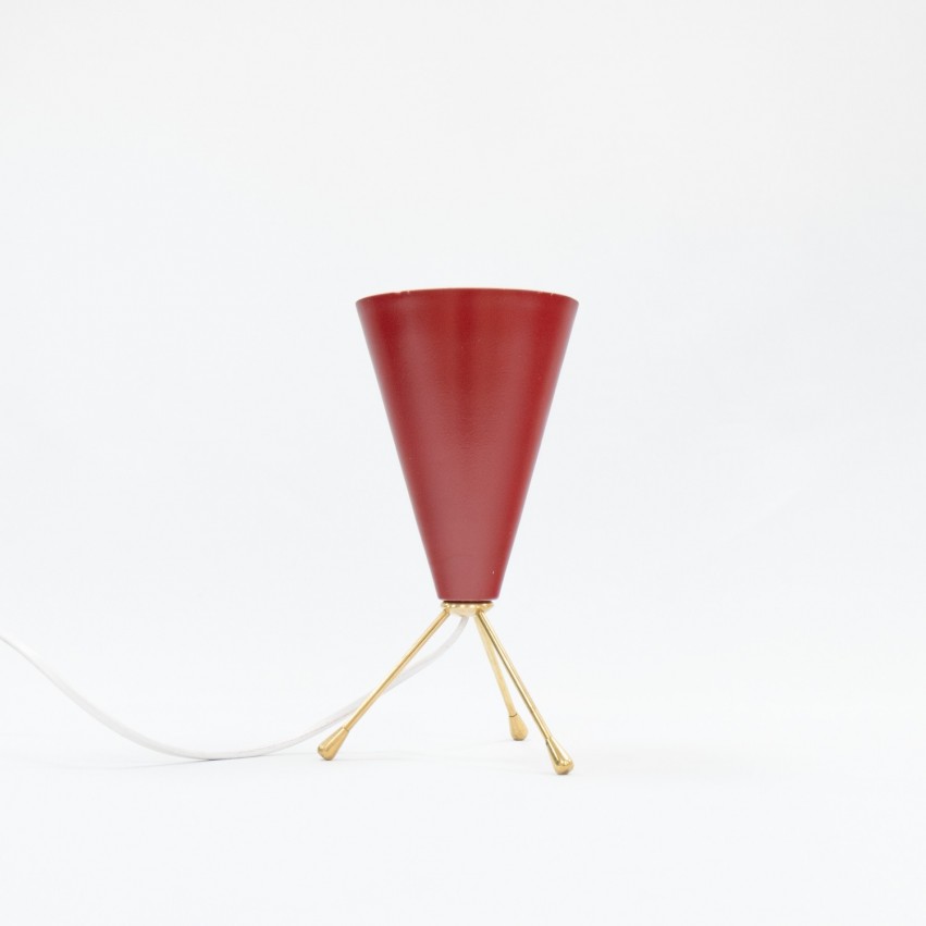 Lampe conique tripode rouge et laiton