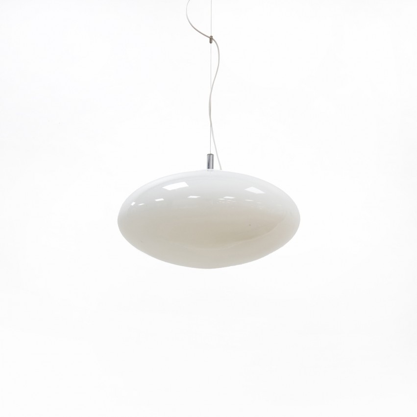 Suspension elliptique en verre opale