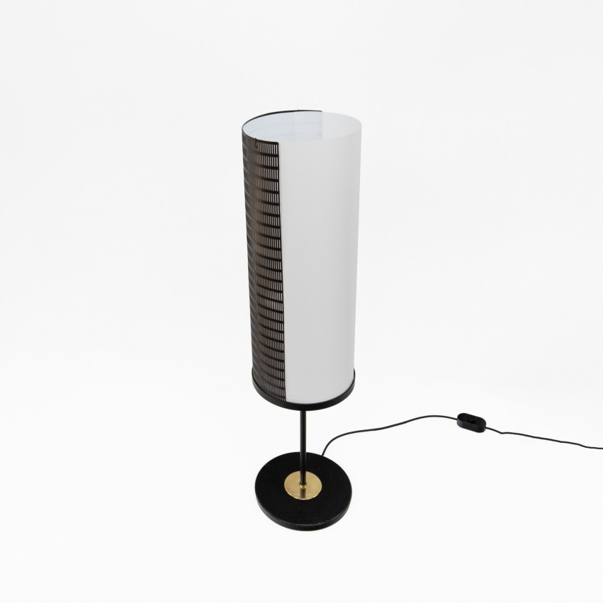 Lampadaire en tôle perforée et rhodoïd Arlus