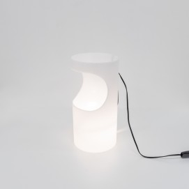 Lampe cylindrique en Plexiglas ajouré - Tramo