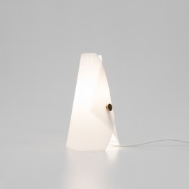 Lampe tipi en Plexiglas et laiton