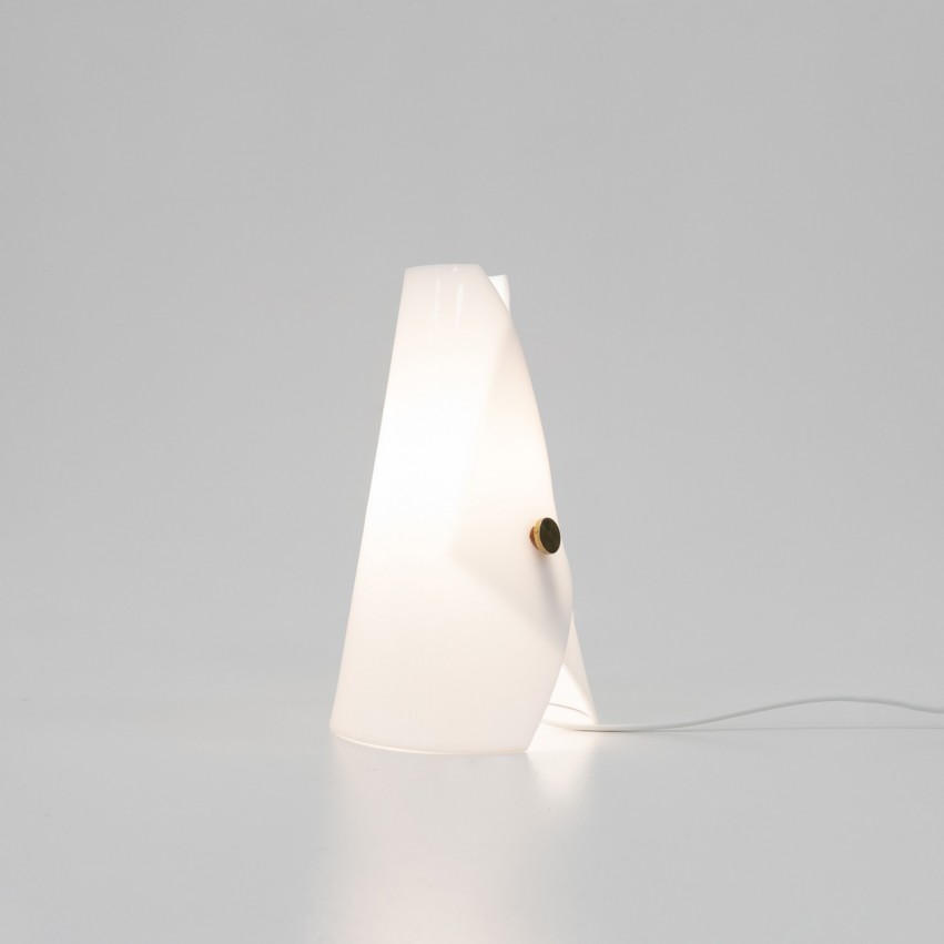 Lampe tipi en Plexiglas et laiton