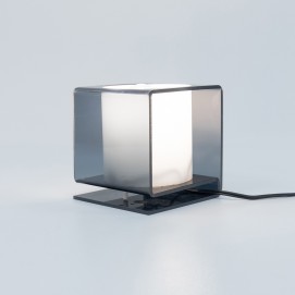 Lampe cubique et cylindrique des années 1970 en Plexiglas